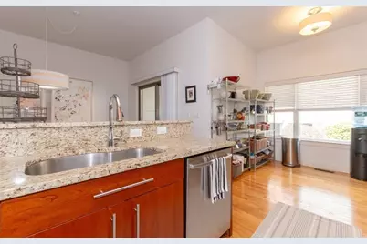 769 Heath St #769, Brookline, MA 02467 - Photo 12