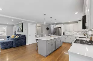 212 White St, Weymouth, MA 02190 - Photo 6