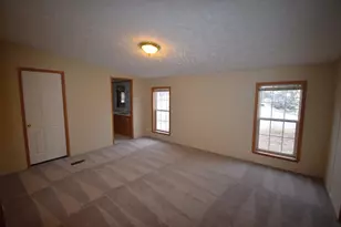 6 Georges Ln, Fremont, NH 03044 - Photo 14