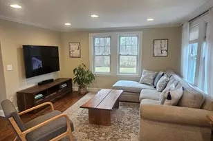 84 Central St, Georgetown, MA 01833 - Photo 4