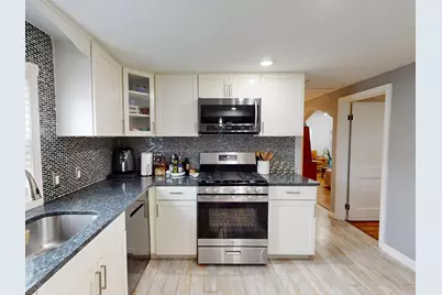 22 Harrington Rd, Chicopee, MA 01020 - Photo 10