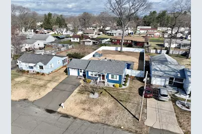 22 Harrington Rd, Chicopee, MA 01020 - Photo 36