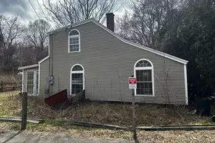 109 Somers Rd, East Longmeadow, MA 01028 - Photo 1