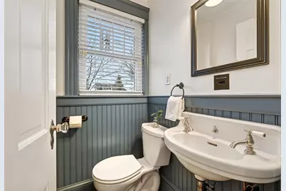 50 Cerdan Ave, Boston, MA 02132 - Photo 16