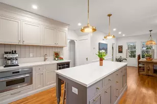 325 Parker St, Newton, MA 02459 - Photo 6