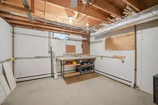 11 Laurel Dr, Easthampton, MA 01027 - Photo 36