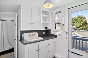 452 Commercial St, Provincetown, MA 02657 - Photo 14