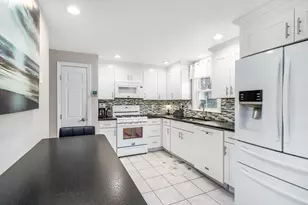 57 Stafford St, Plymouth, MA 02360 - Photo 4