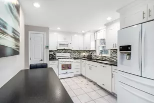 57 Stafford St, Plymouth, MA 02360 - Photo 4