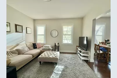 6 Rice St #1, Brookline, MA 02445 - Photo 4