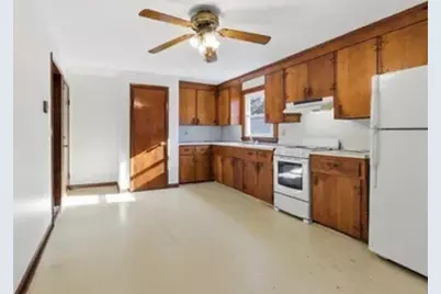 13 Decatur #13, Springfield, MA 01151 - Photo 2