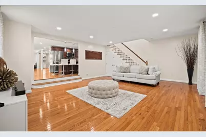 21 Arthur St, Taunton, MA 02780 - Photo 8