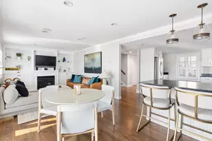 25 Bay St, Hull, MA 02045 - Photo 4