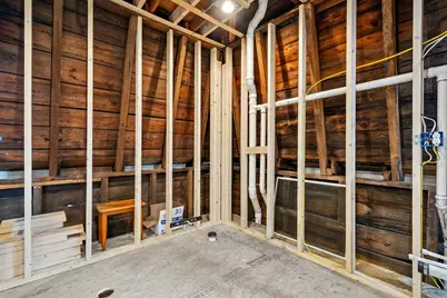 8 Pine St #4, Boston, MA 02136 - Photo 10