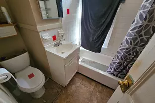 29 Yale St, Springfield, MA 01109 - Photo 18