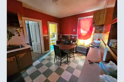 29 Yale St, Springfield, MA 01109 - Photo 16