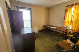 29 Yale St, Springfield, MA 01109 - Photo 12