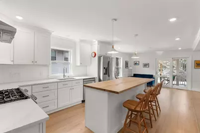 21 Bradford Rd #21, Watertown, MA 02472 - Photo 2