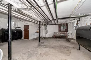 481 Lagrange St, Boston, MA 02132 - Photo 24