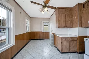 481 Lagrange St, Boston, MA 02132 - Photo 4