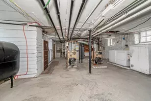 481 Lagrange St, Boston, MA 02132 - Photo 26