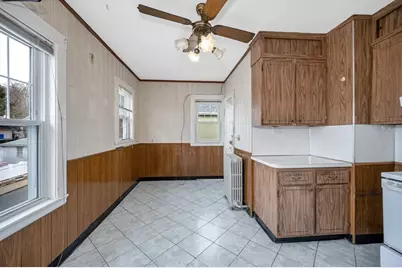 481 Lagrange St, Boston, MA 02132 - Photo 6