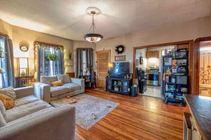 26 Stockton St, Fall River, MA 02721 - Photo 4