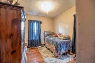 26 Stockton St, Fall River, MA 02721 - Photo 2