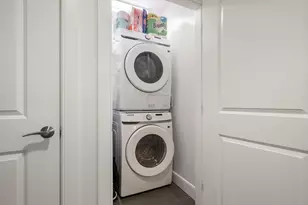 320 Maverick St, Boston, MA 02128 - Photo 16