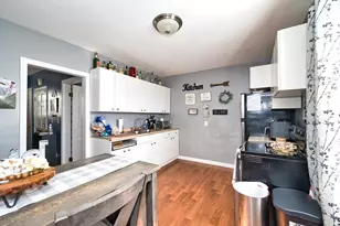 232 Alden St, Fall River, MA 02723 - Photo 30