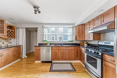 3 Mullins Ct #3, Cambridge, MA 02141 - Photo 8