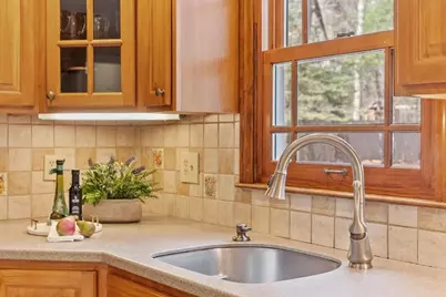 16 Fox Hill Rd, Ashland, MA 01721 - Photo 10