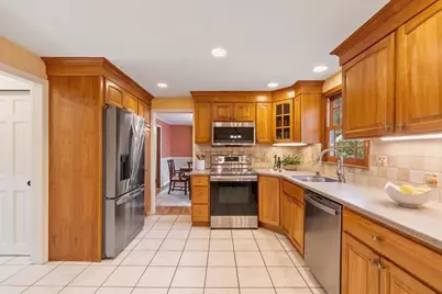 16 Fox Hill Rd, Ashland, MA 01721 - Photo 12