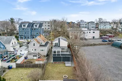 61 E Albion St, Somerville, MA 02145 - Photo 30