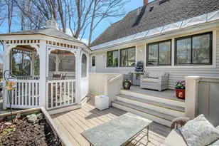 438 Merrimac St, Newburyport, MA 01950 - Photo 36