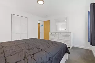 281 W 2nd St, Boston, MA 02127 - Photo 10