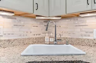 285 Colburn St, Dedham, MA 02026 - Photo 18