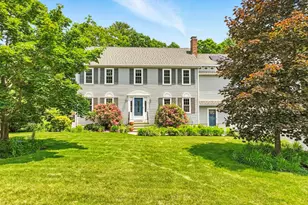 22 Pine Warbler Way, Bellingham, MA 02019 - Photo 2