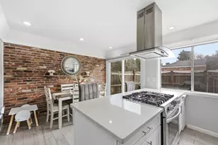 41 Jamestown Dr, Springfield, MA 01108 - Photo 18