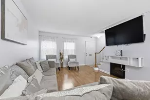 41 Jamestown Dr, Springfield, MA 01108 - Photo 8