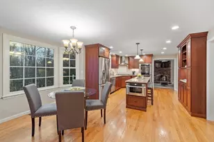 2 MacQuarrie Ln, Westford, MA 01886 - Photo 10