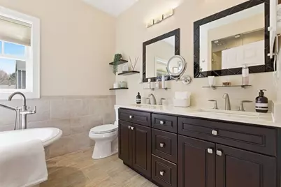 71 Lexington St, Burlington, MA 01803 - Photo 30