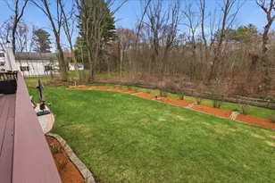 71 Lexington St, Burlington, MA 01803 - Photo 36