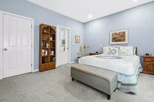 2 Douglass Green, Woburn, MA 01801 - Photo 18