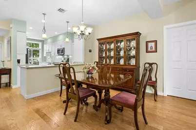 2 Douglass Green #2, Woburn, MA 01801 - Photo 8