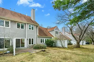 2 Douglass Green, Woburn, MA 01801 - Photo 30