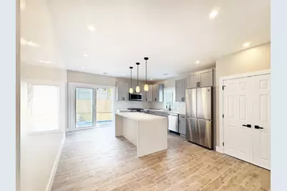 24 North Byron Ave, Brockton, MA 02301 - Photo 6