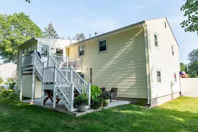 134 Hendom Dr, Agawam, MA 01030 - Photo 4