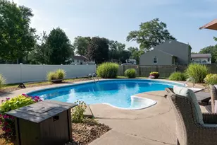 134 Hendom Dr, Agawam, MA 01030 - Photo 34