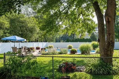 134 Hendom Dr, Agawam, MA 01030 - Photo 38